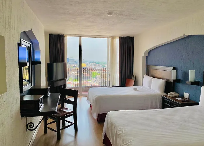 Hotel Fenix